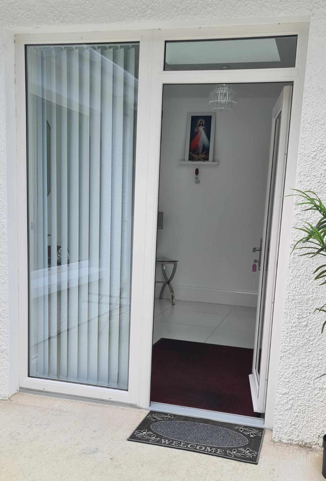 Annie'S House With Thermal Health Spa Moville Esterno foto